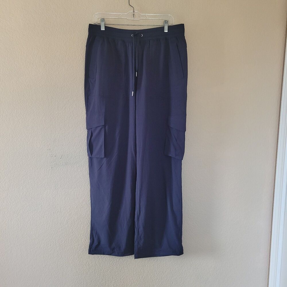 Quince Womens Mid Rise Performance Tech Cargo Pants Size Large Navy Blue Casual